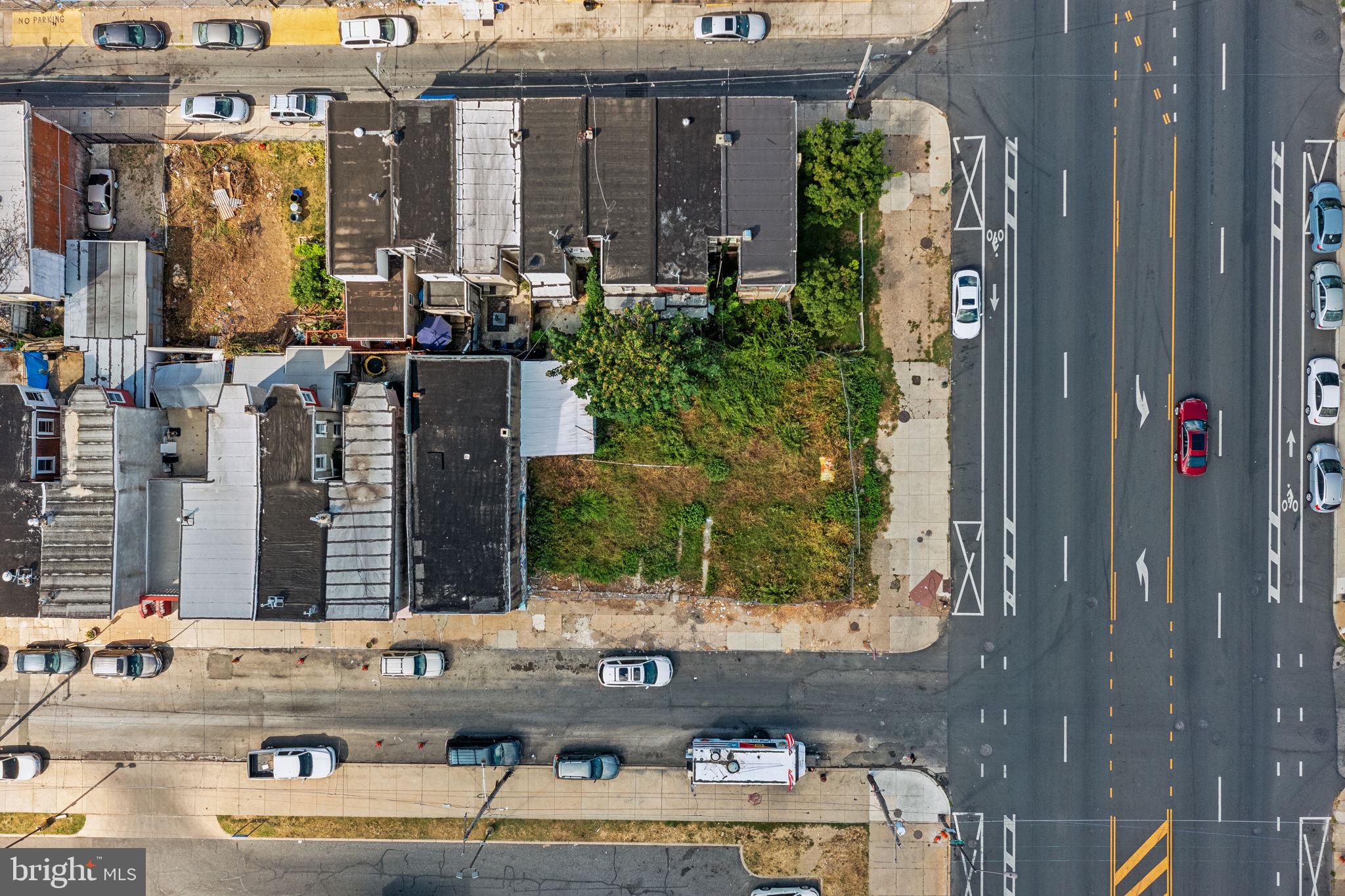 300-12 West Lehigh Ave  