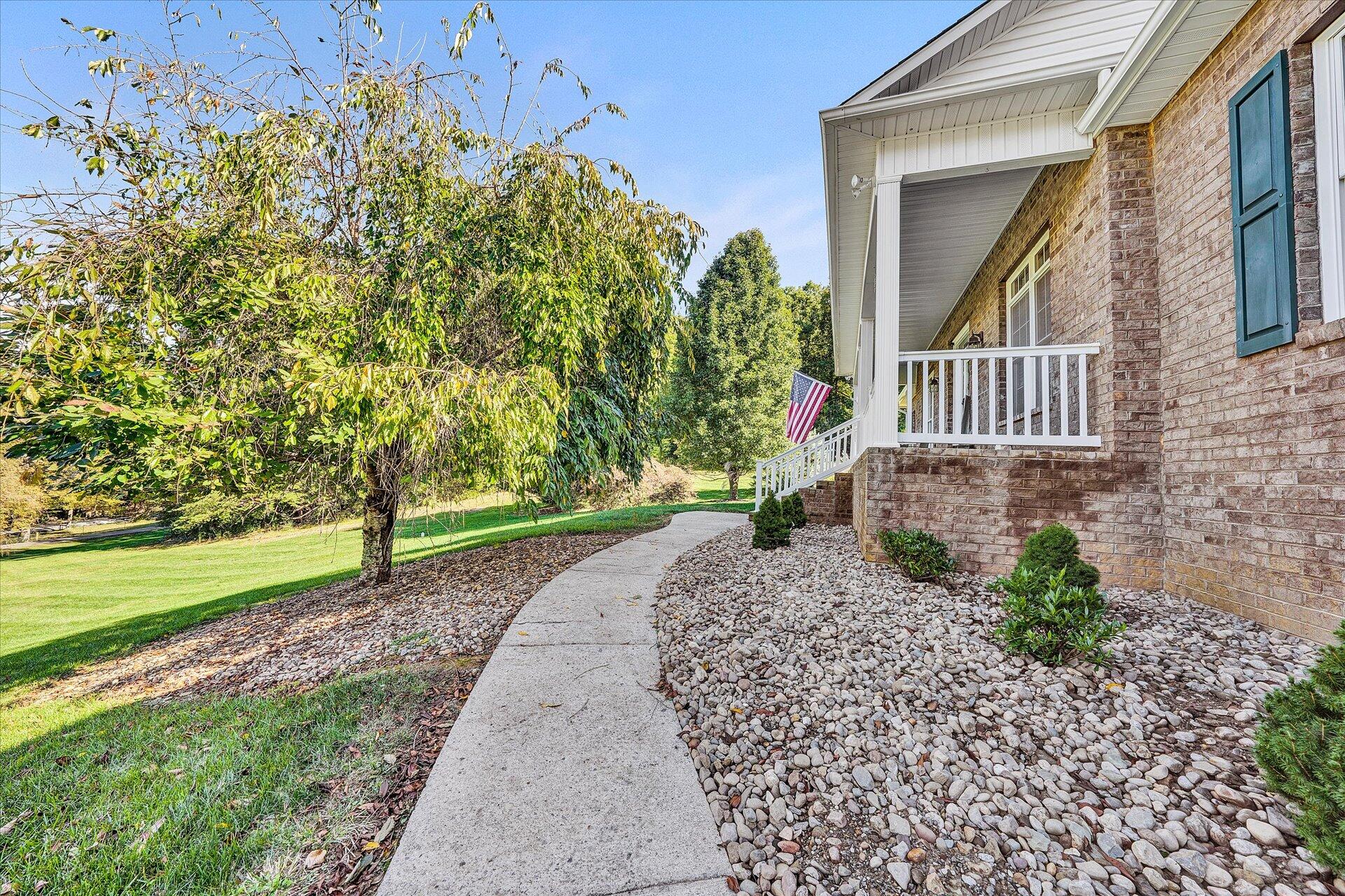 68 Ivy Mountain Road Buchanan, VA 24066 - Photo 4 of 53 04-DSC00001