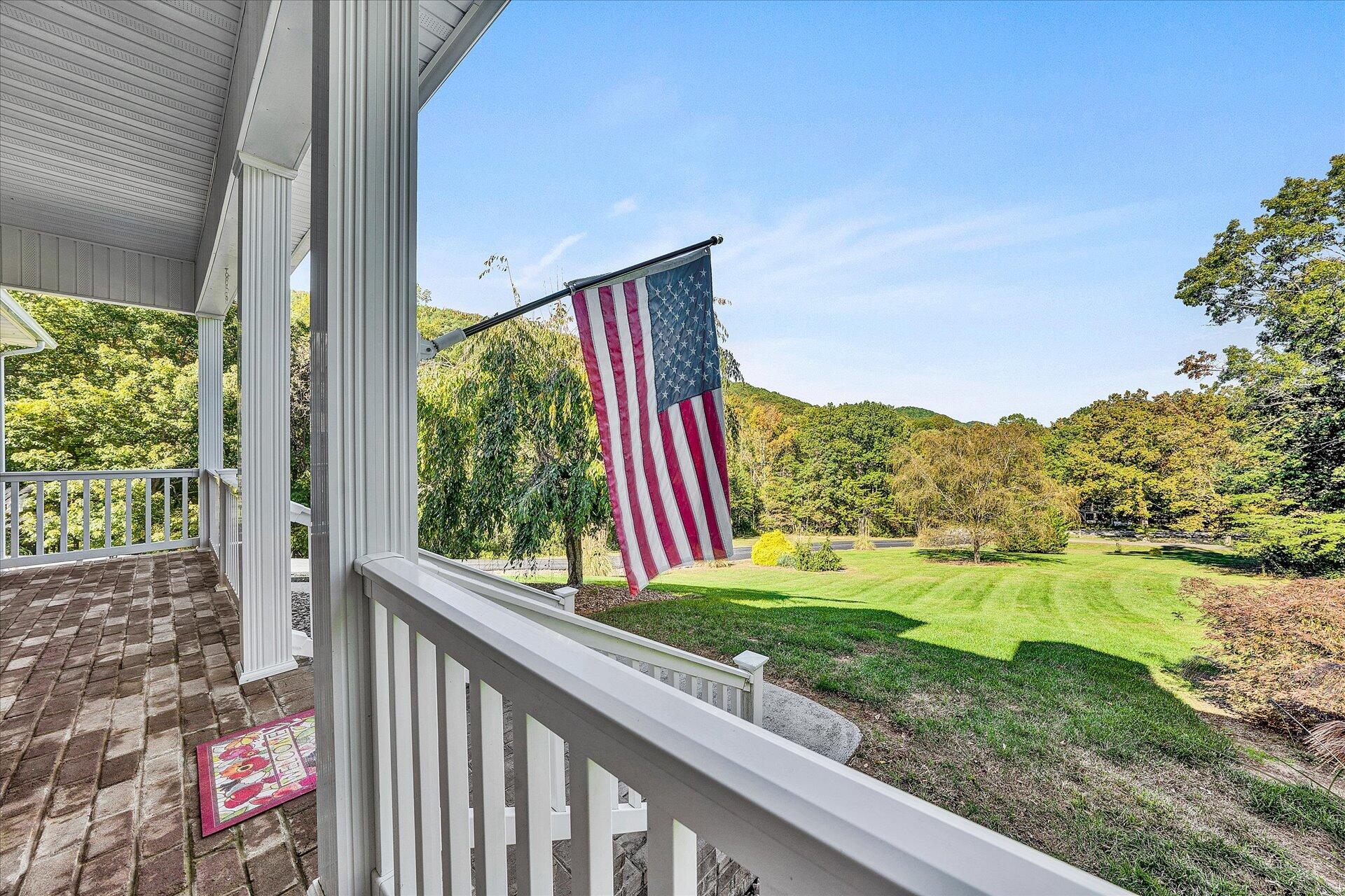 68 Ivy Mountain Road Buchanan, VA 24066 - Photo 6 of 53 06-DSC00007