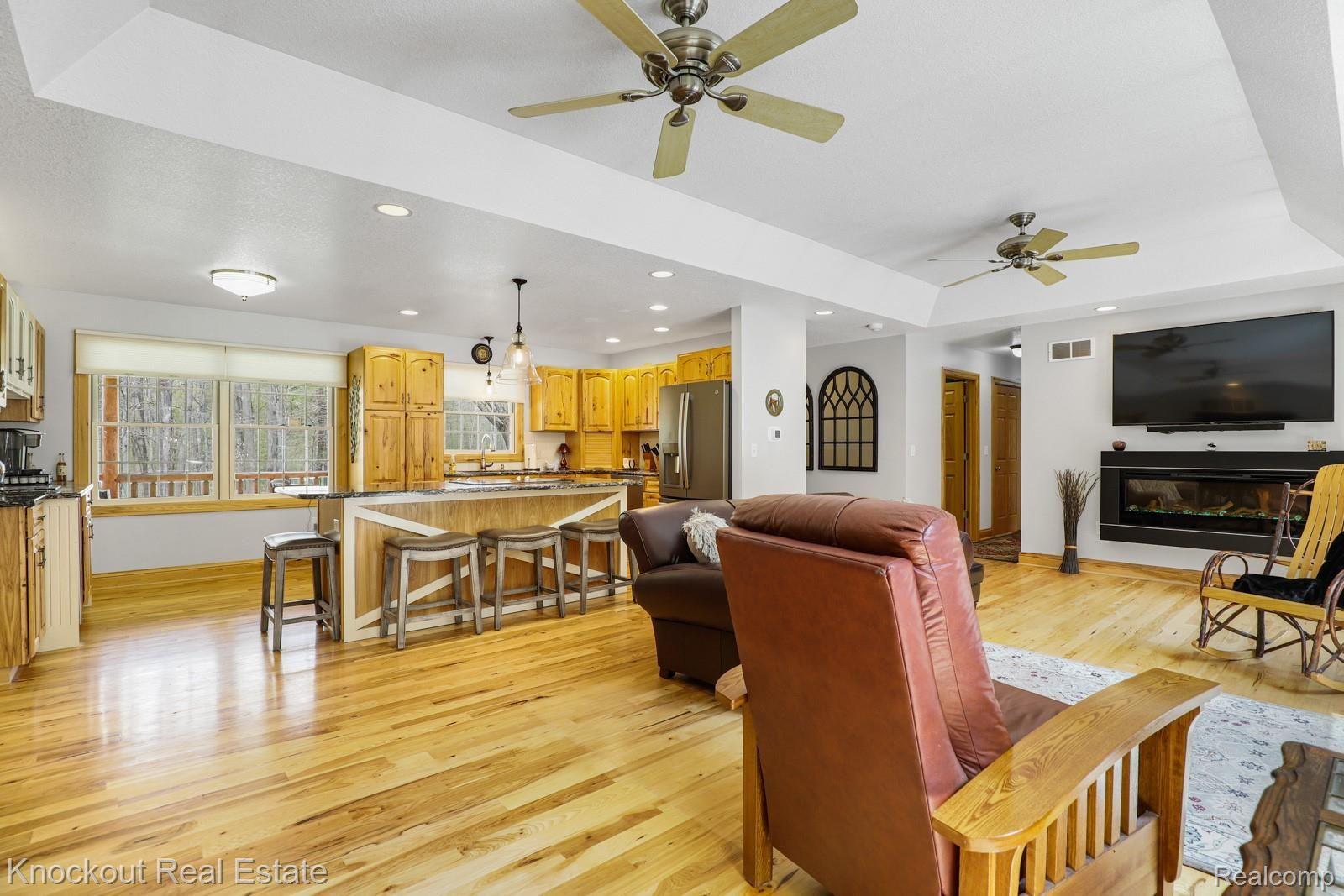 6288 Murphy Lake Road Millington, MI 48746 - Photo 12 of 69 6288 Murphy Lake Rd Millington-13.jpg