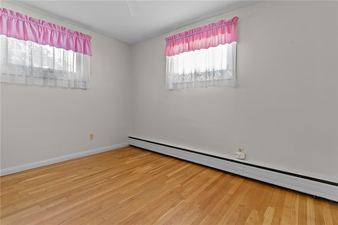 95 Tarawa Drive Warwick, RI 02886 - Photo 23 of 29