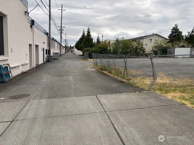 $1,195,000 | 3401 Broadway, Everett, WA 98201