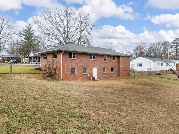 $185,000 | 502 Lakeview Heights, Union, SC 29379