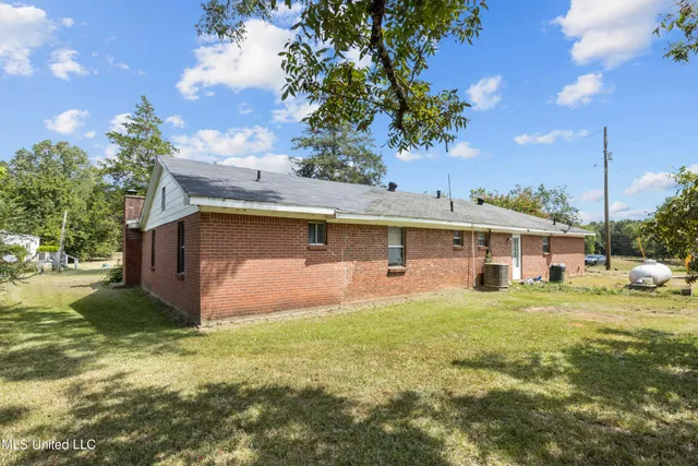 $175,000 | 325 Loring Road, Pickens, MS 39146