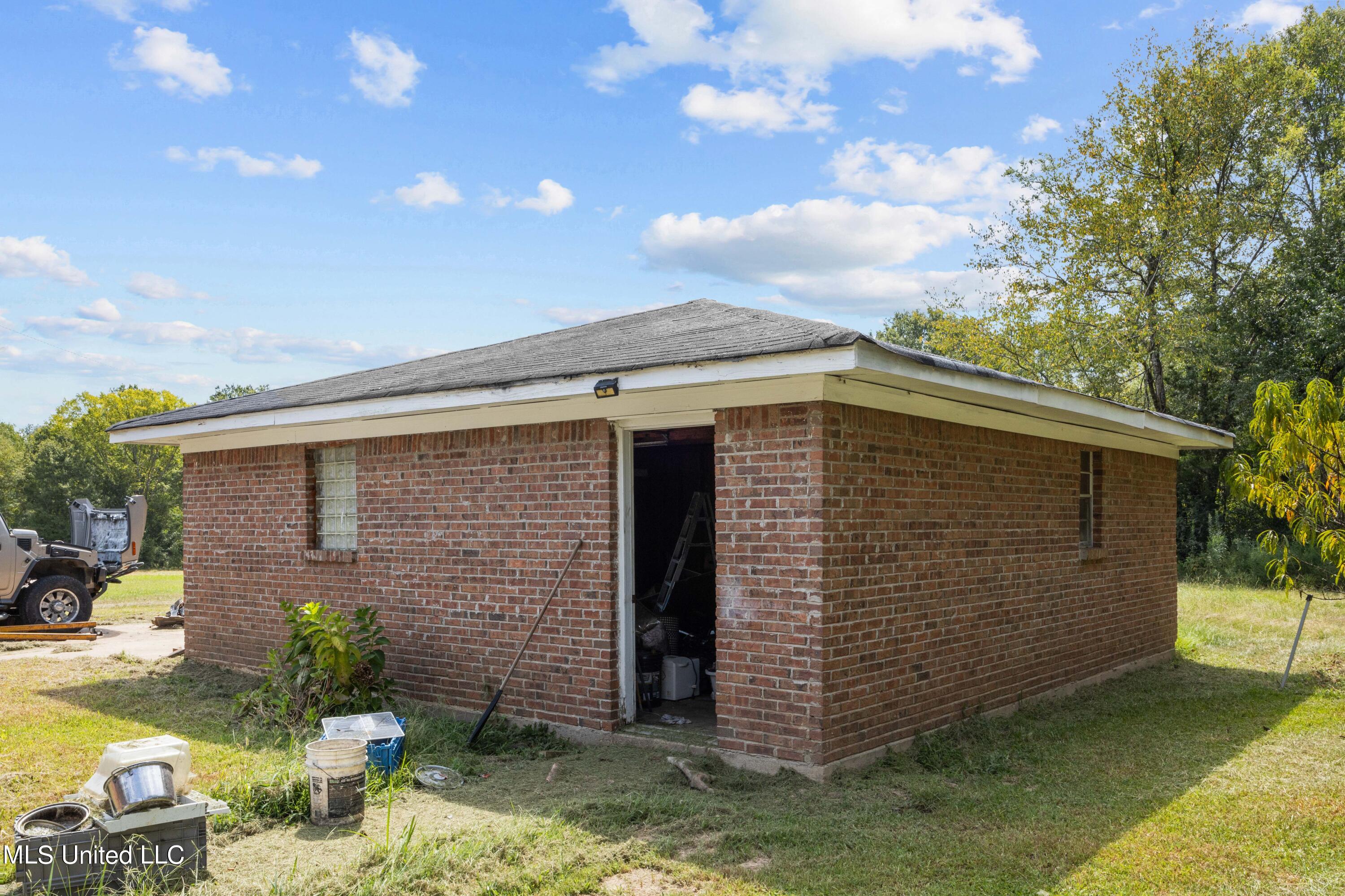 325 Loring Road Pickens, MS 39146 - Photo 23 of 25 EOSR9863
