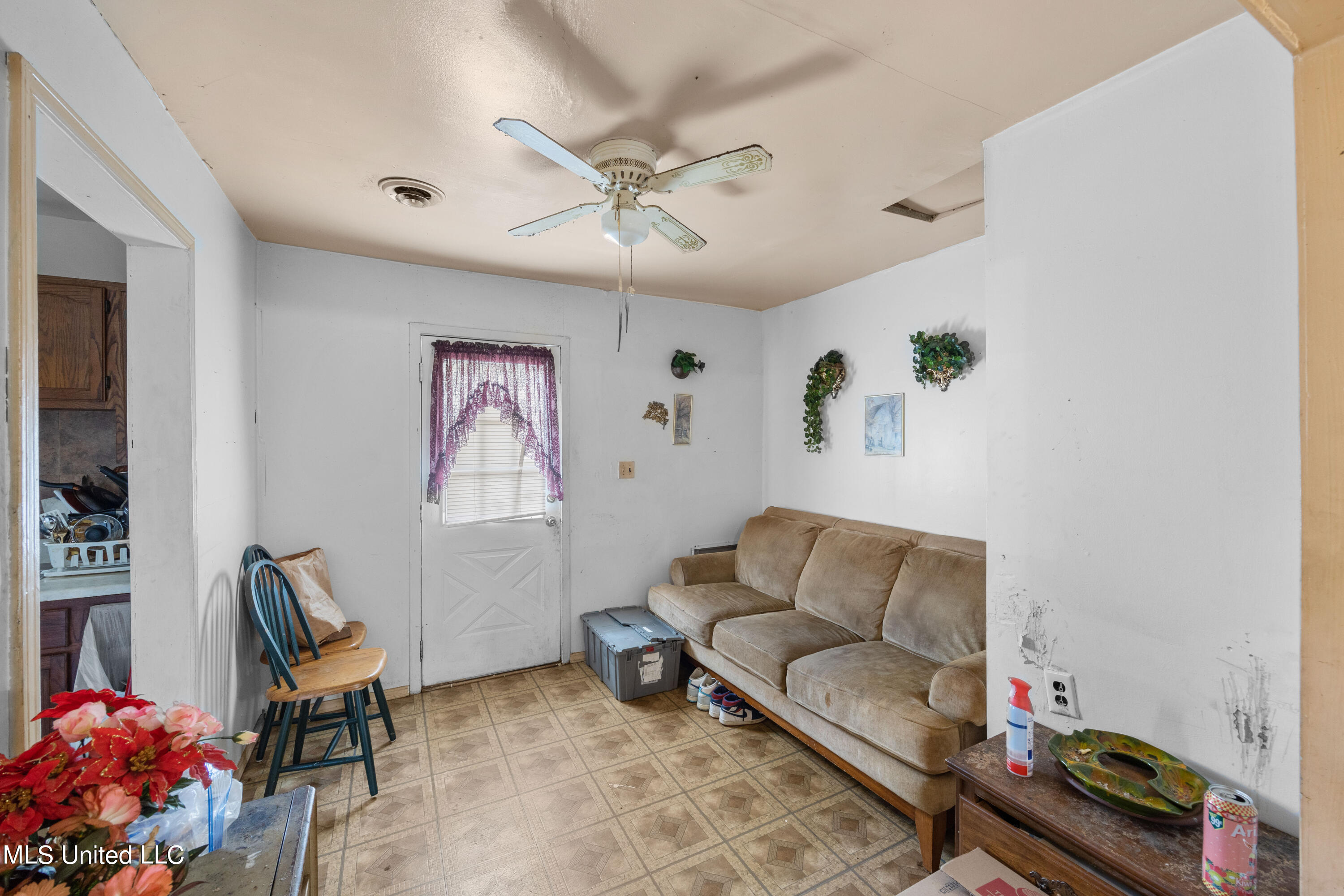 325 Loring Road Pickens, MS 39146 - Photo 7 of 25 EOSR9880