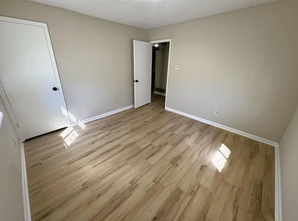 $1,395 | 961 North Perkins Road, Memphis, TN 38122