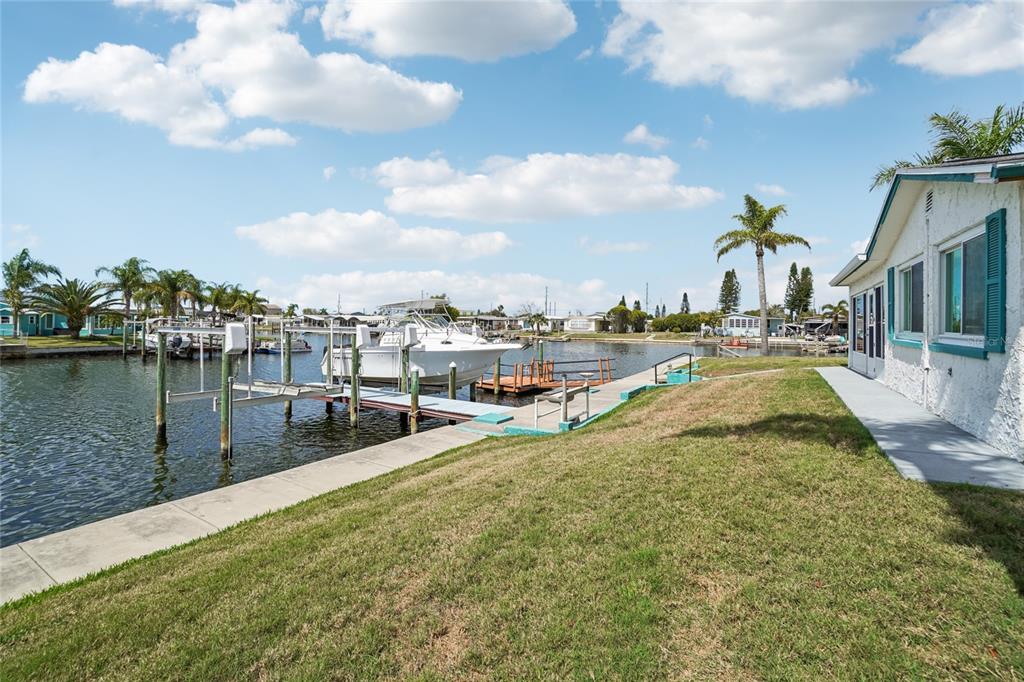 6509 Nautical Isle Hudson, FL 34667 - Photo 38 of 42