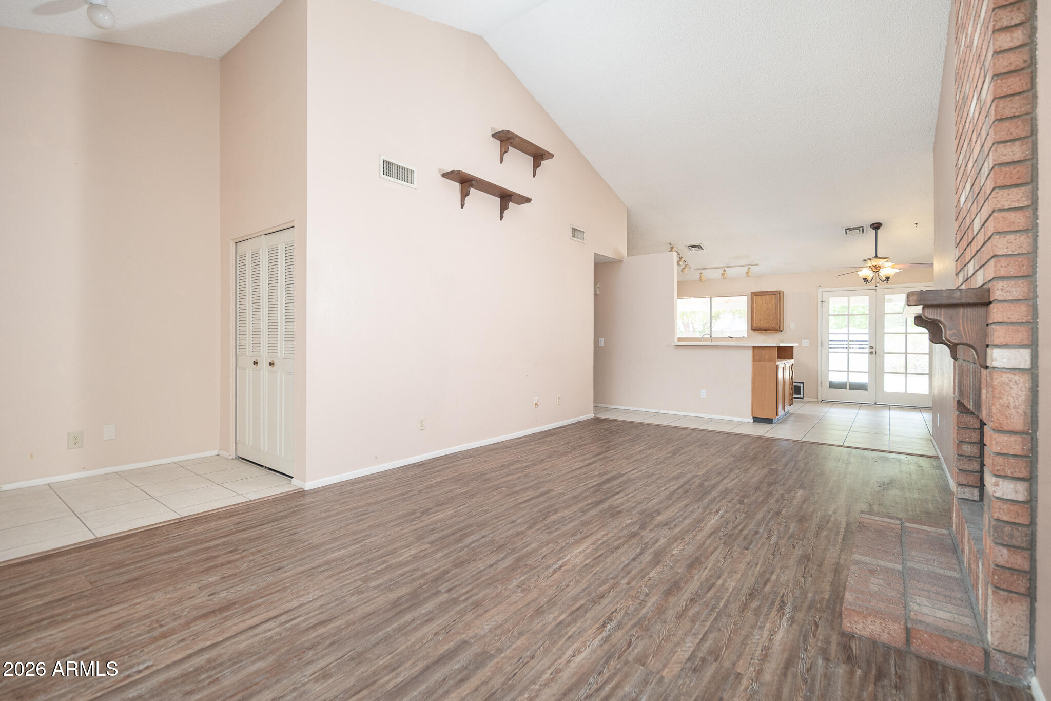 6432 West Grandview Road Glendale, AZ 85306 - Photo 2 of 38