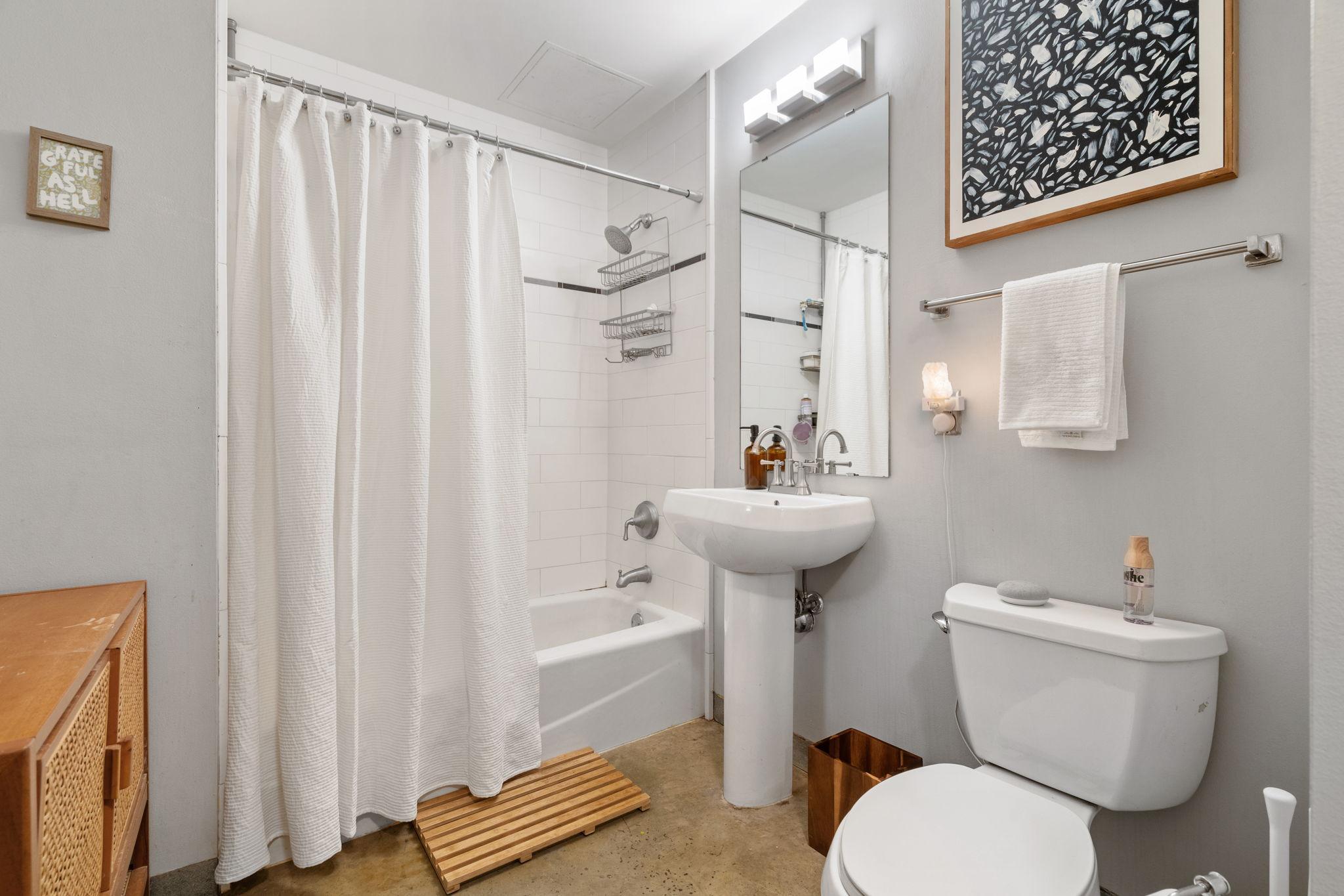 720 North 4th Street, Unit 205 Minneapolis, MN 55401 - Photo 20 of 26