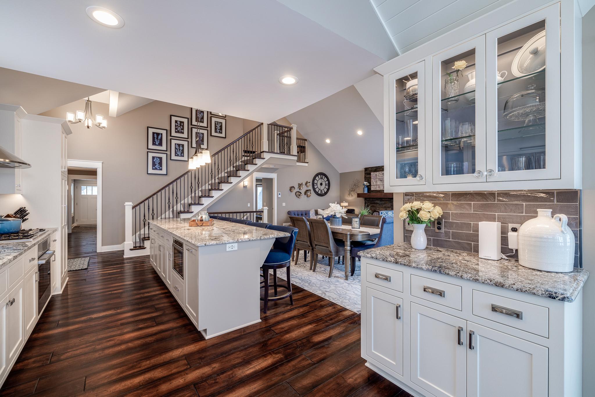 246 Peninsula Road Medicine Lake, MN 55441 - Photo 17 of 57