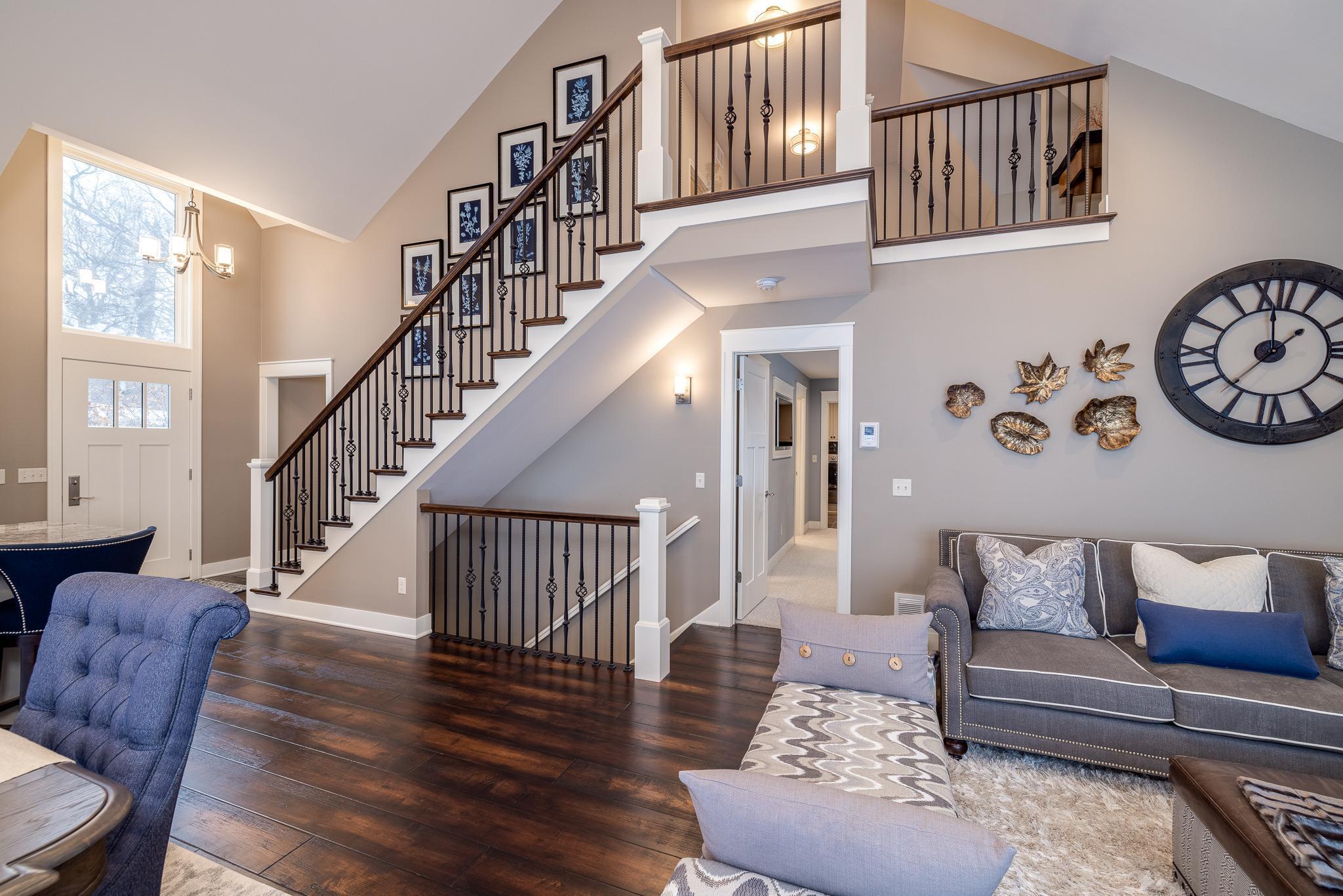 246 Peninsula Road Medicine Lake, MN 55441 - Photo 18 of 57