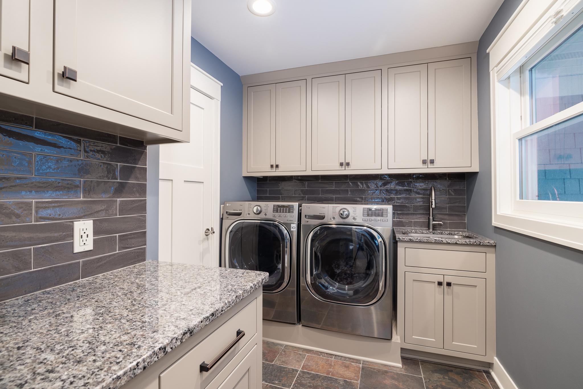 246 Peninsula Road Medicine Lake, MN 55441 - Photo 30 of 57