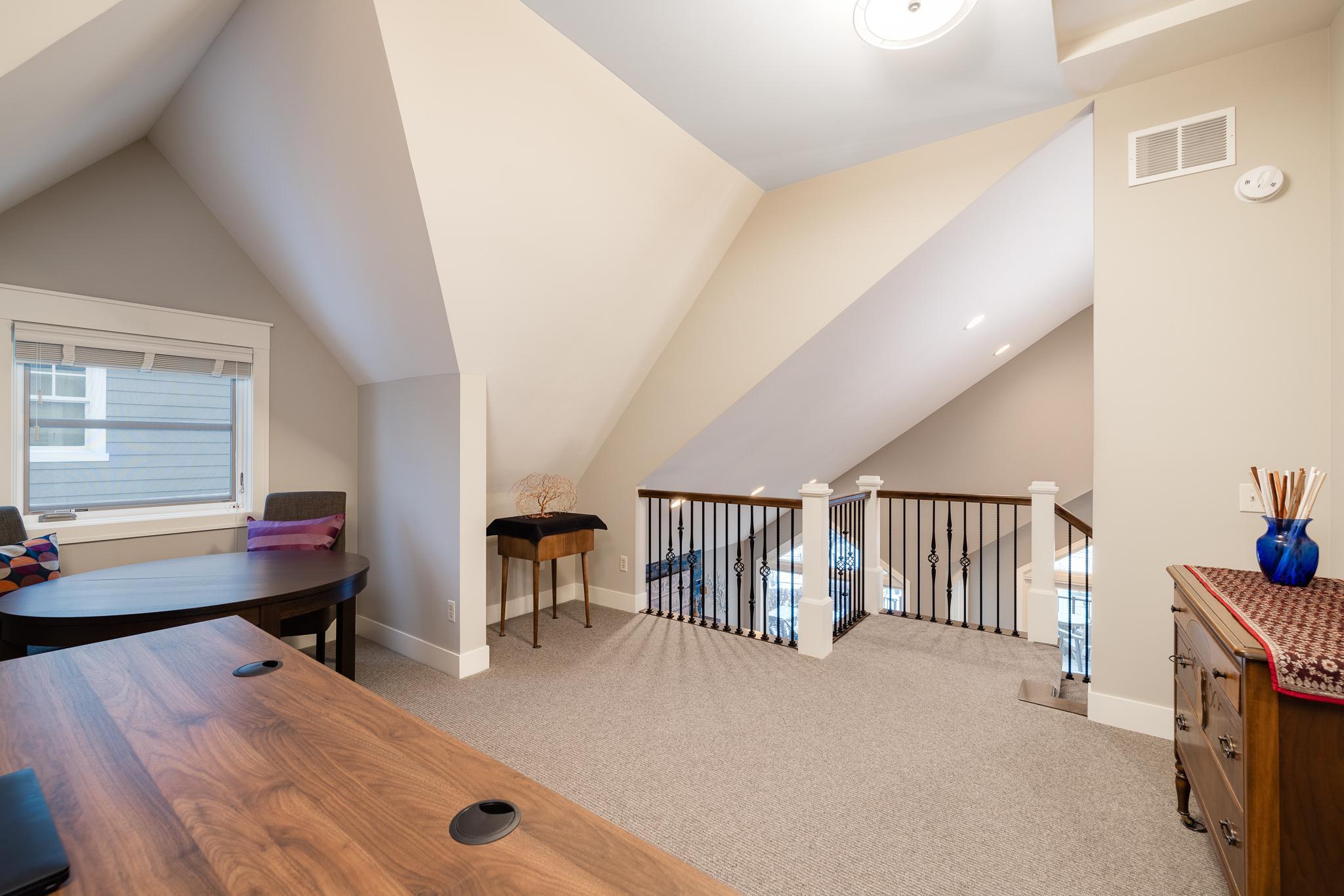 246 Peninsula Road Medicine Lake, MN 55441 - Photo 34 of 57