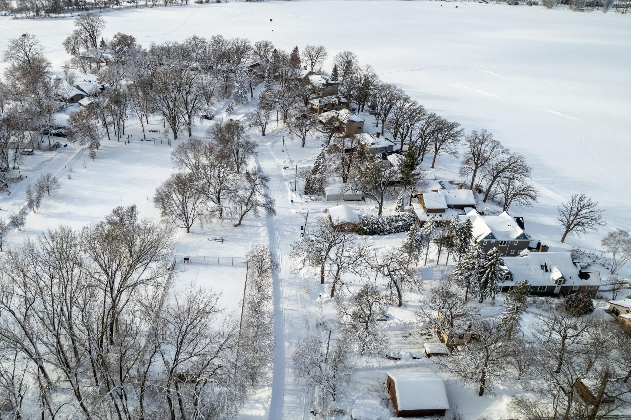 246 Peninsula Road Medicine Lake, MN 55441 - Photo 55 of 57