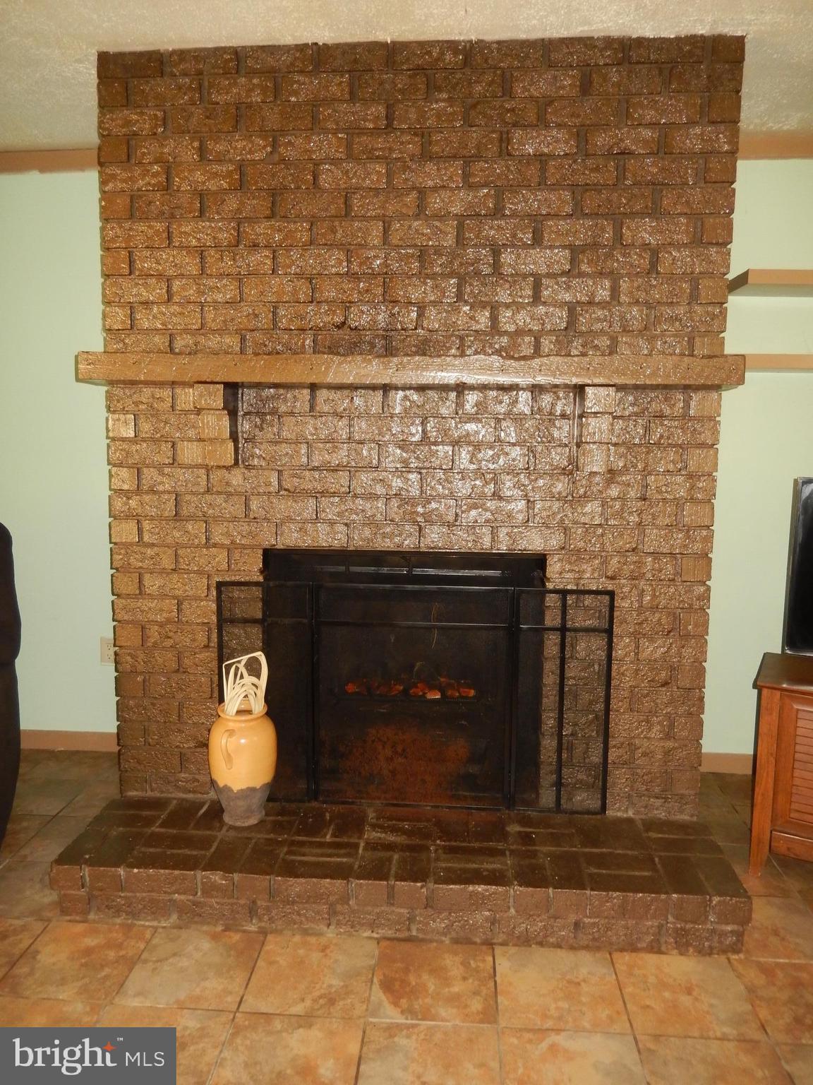 910 Spencer Drive Croydon, PA 19021 - Photo 2 of 23 Family Rm Fireplace