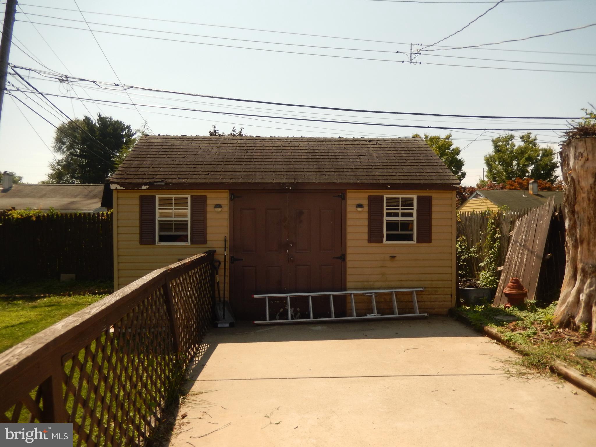 910 Spencer Drive Croydon, PA 19021 - Photo 21 of 23 Storage Shed