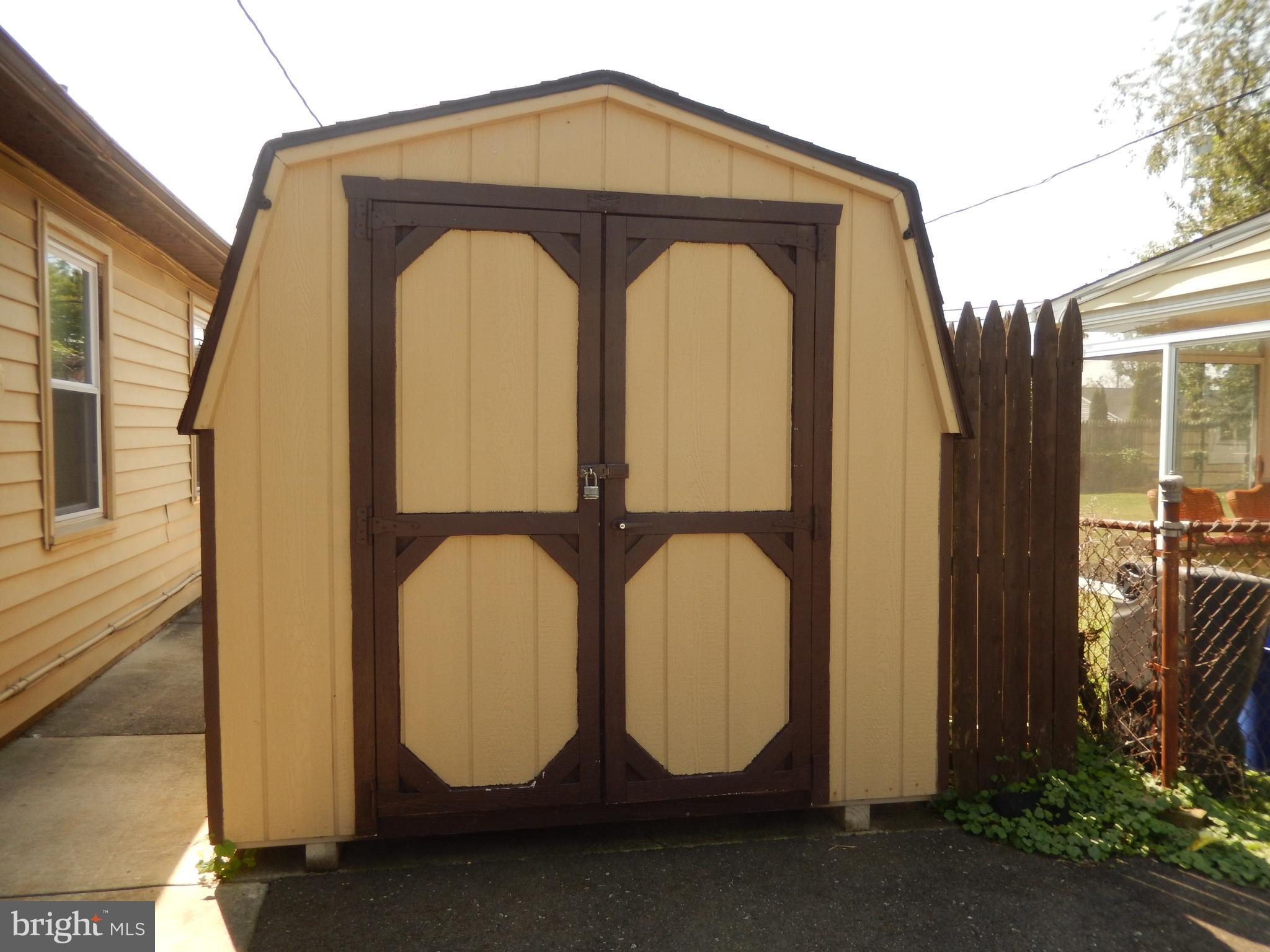 910 Spencer Drive Croydon, PA 19021 - Photo 22 of 23 Storage Shed