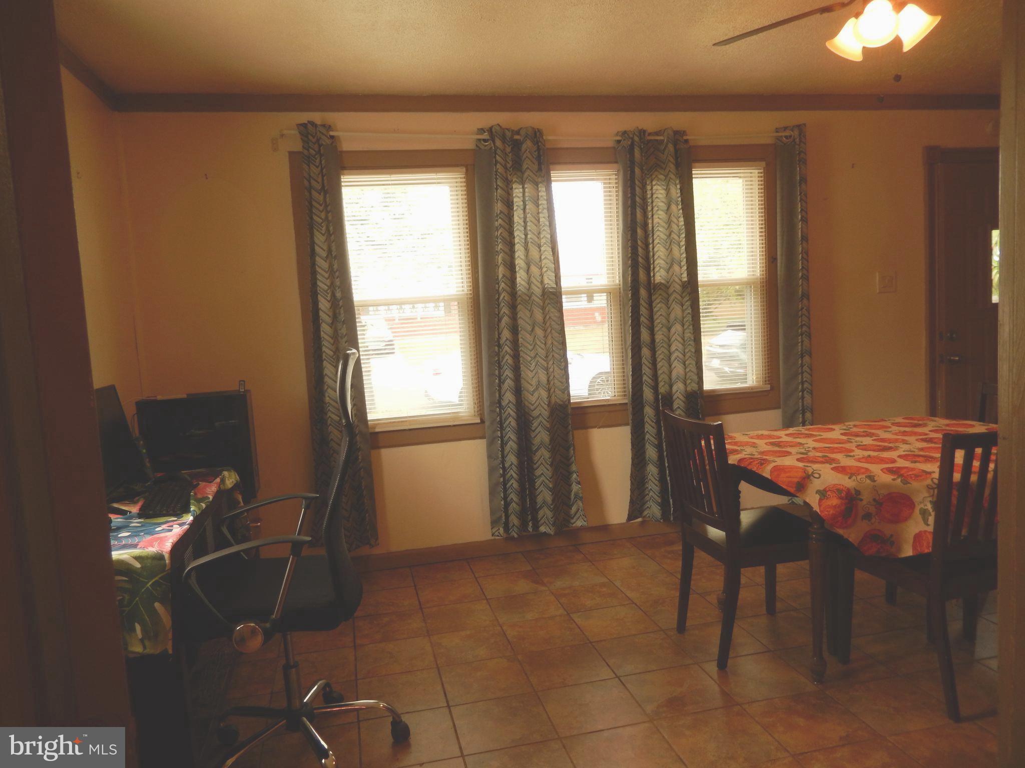 910 Spencer Drive Croydon, PA 19021 - Photo 8 of 23 Living Rm/Dining Rm