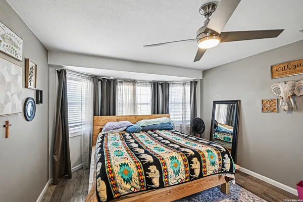 $375,000 | 2595 County Road 128, Floresville, TX 78114