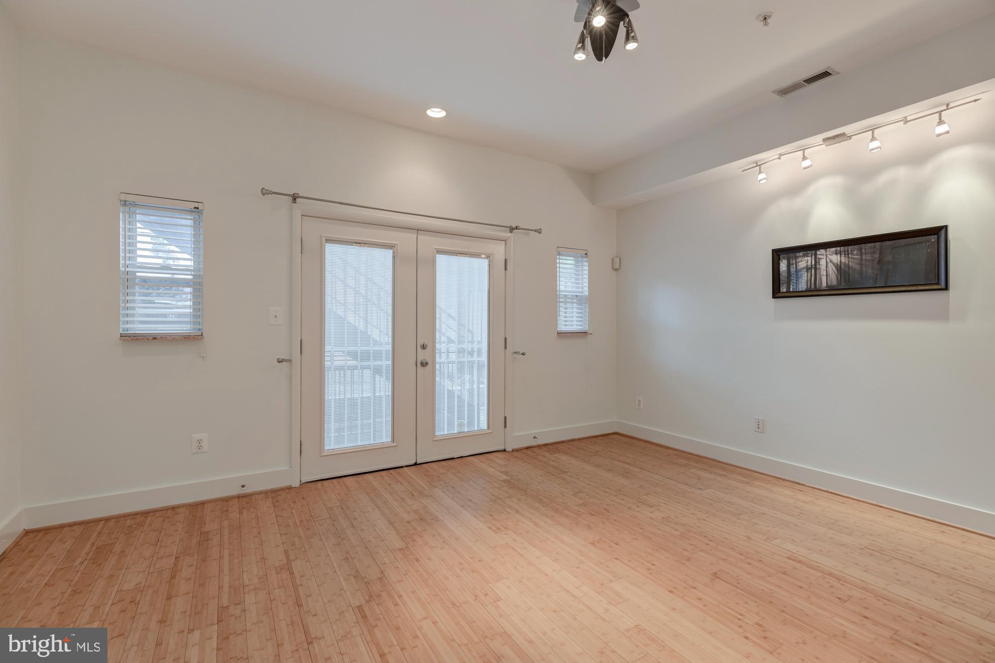 1129 Columbia Road Northwest, Unit 2 Washington, DC 20009 - Photo 11 of 28