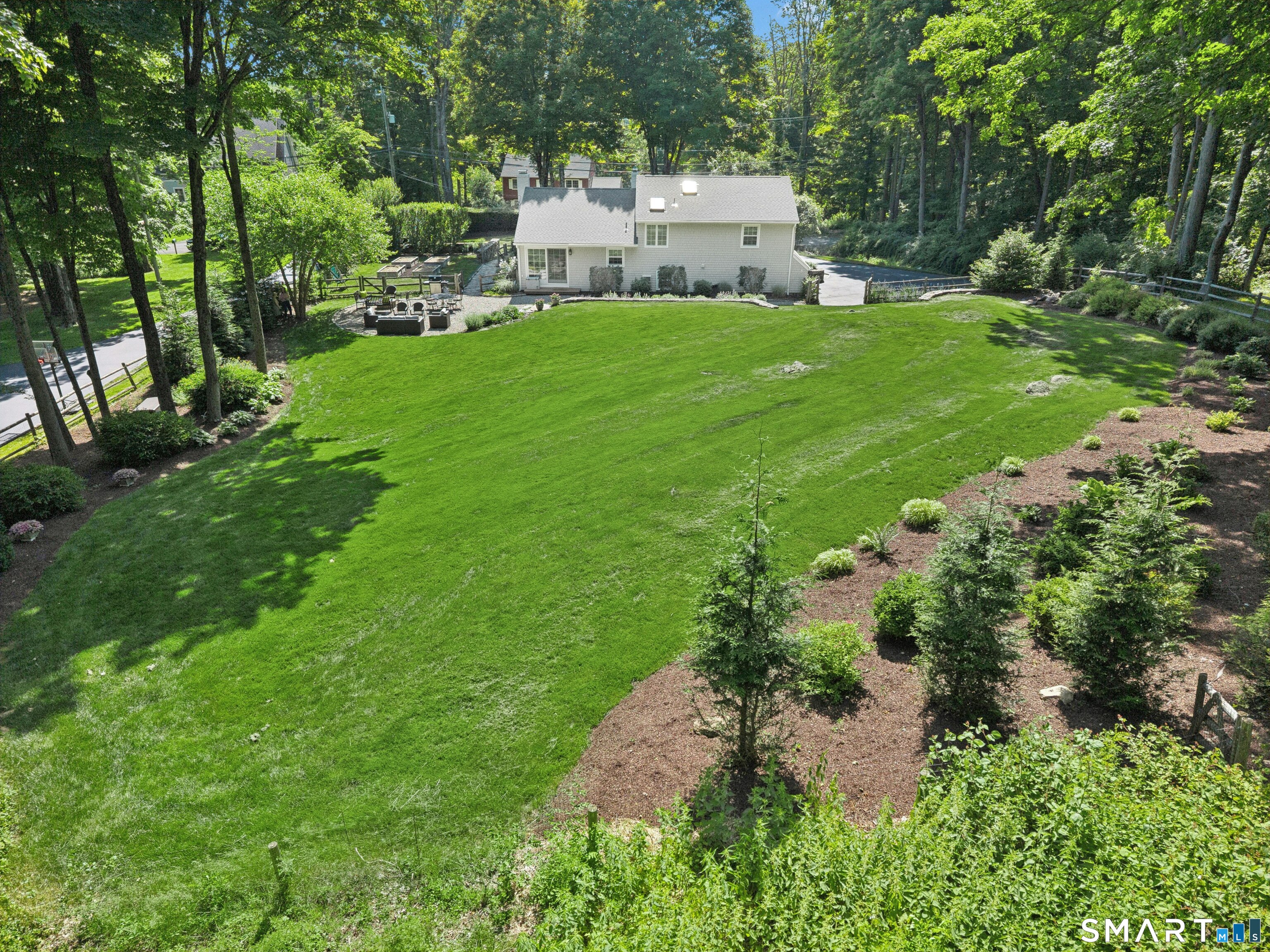 29 Old Farm Road Weston, CT 06883 - Photo 8 of 10 This is an incredible park-like back yard!