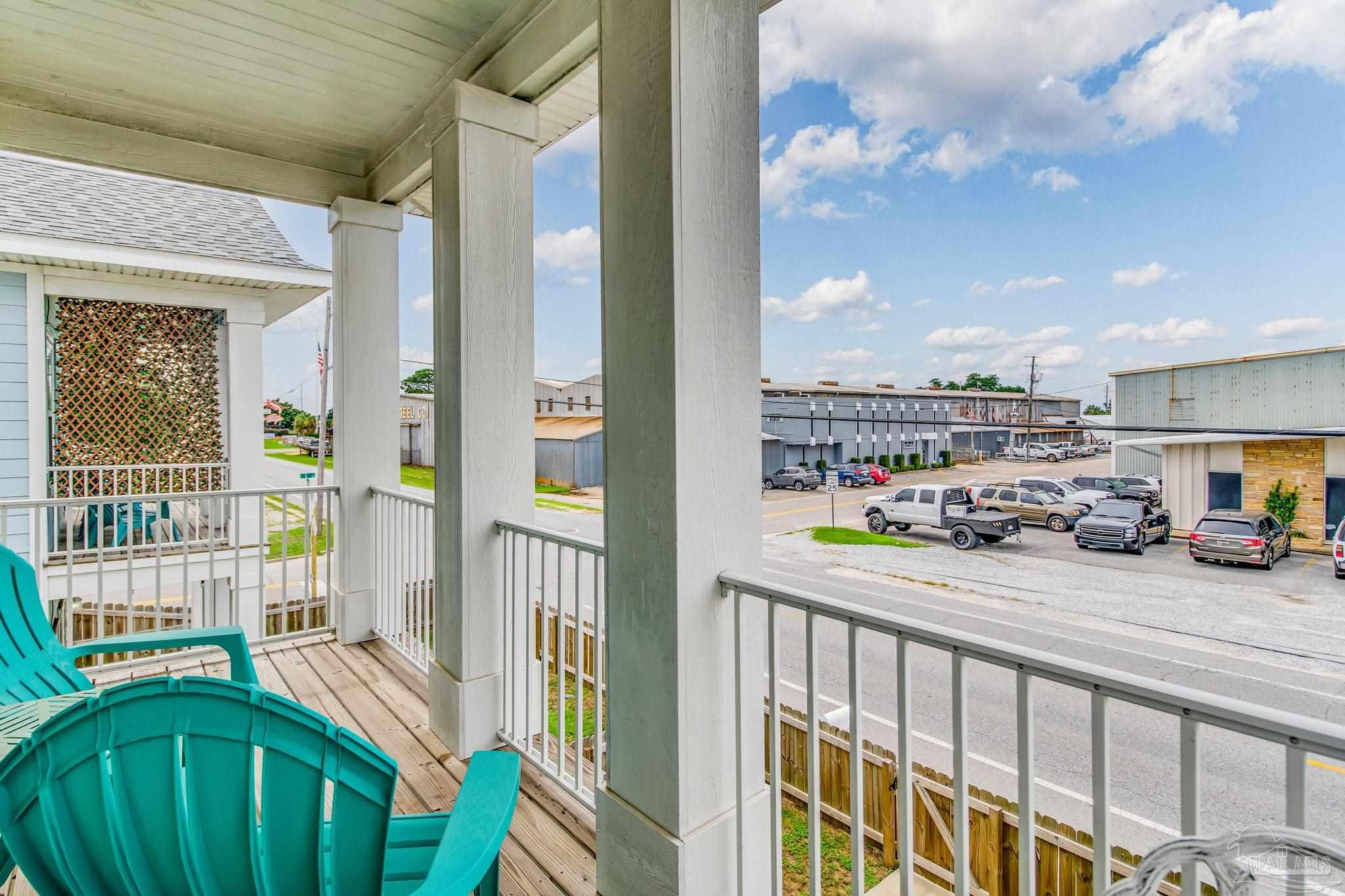 1002 West Main Street Pensacola, FL 32502 - Photo 29 of 32 a view of a porch with furniture