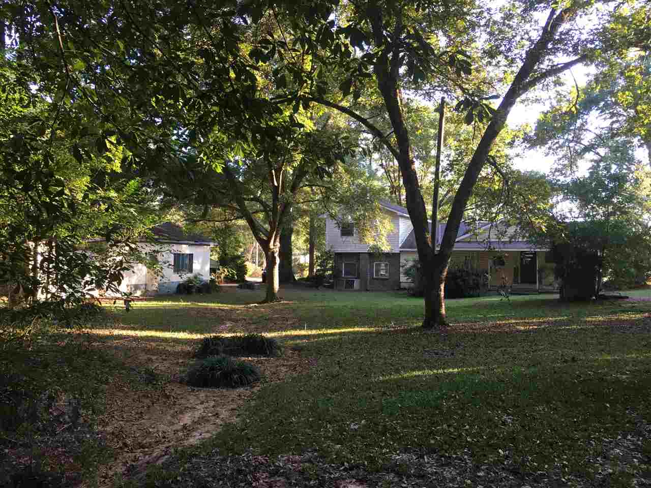 565 Walnut Hill Church Road Campobello, SC 29322 - Photo 2 of 13