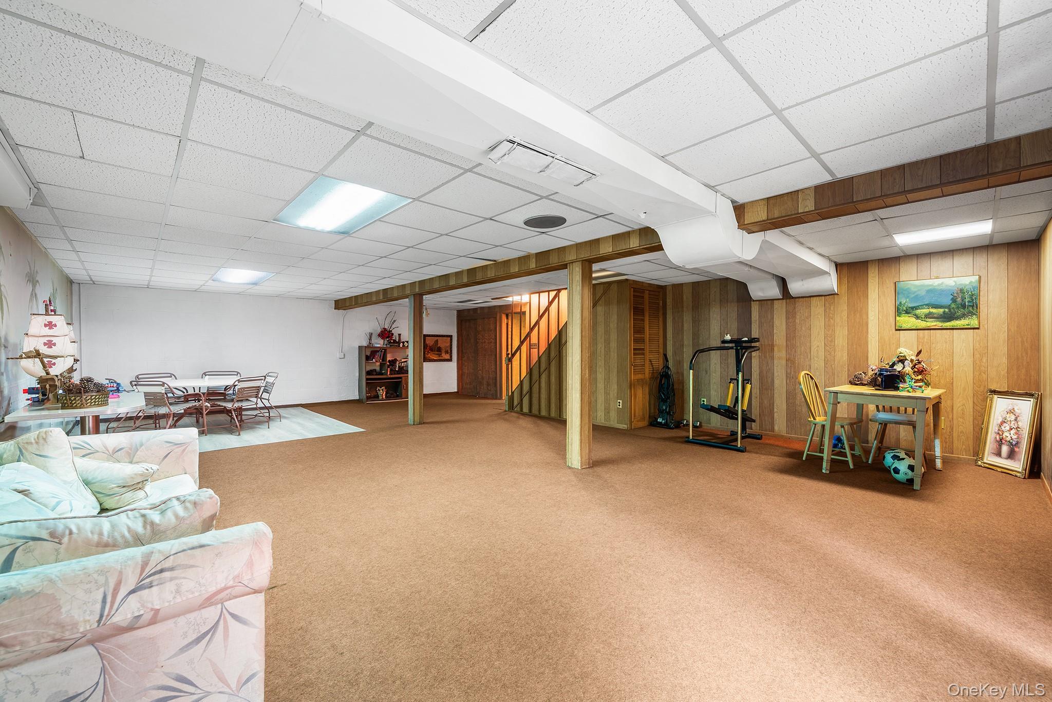 19 Carlton Road Bronxville, NY 10708 - Photo 30 of 42 Gallery Image 30