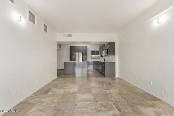 $155,000 | 351 East Thomas Road, Unit D104, Phoenix, AZ 85012