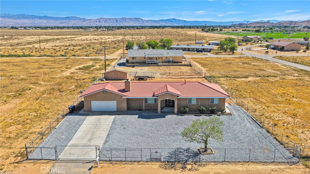21237 S Road Apple Valley, CA 92307 - Photo 39 of 50 a view of a city with an ocean view