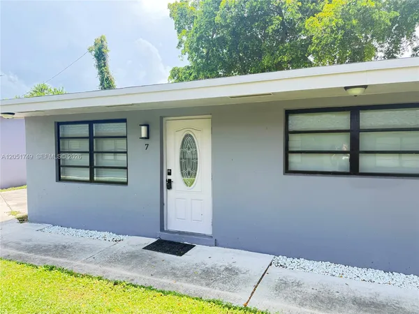 $1,500 | North Central Hollywood, Hollywood, FL 33020