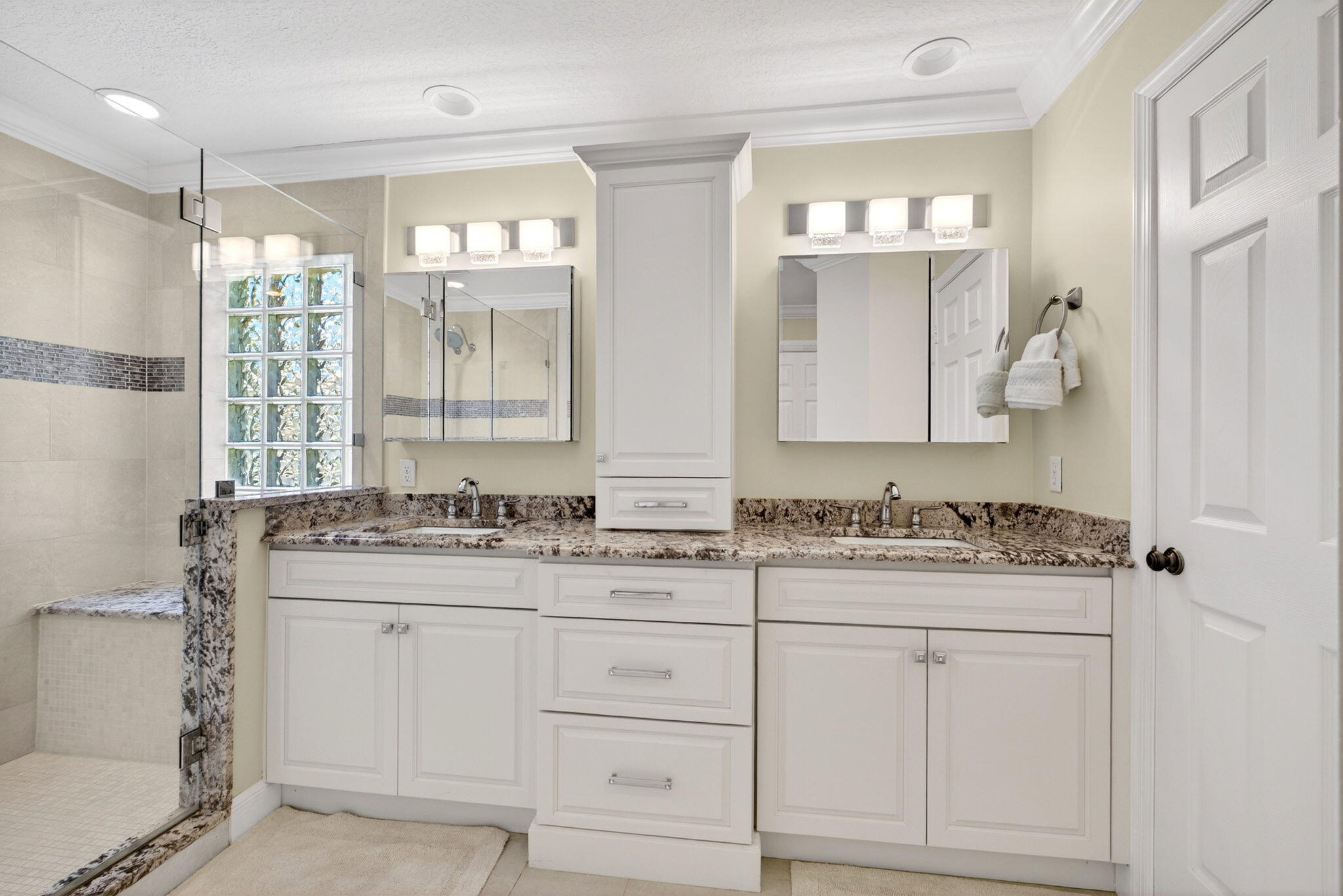 6483 Wild Olive Lane Stuart, FL 34997 - Photo 29 of 58 29-web-or-mls-043_DSC03879