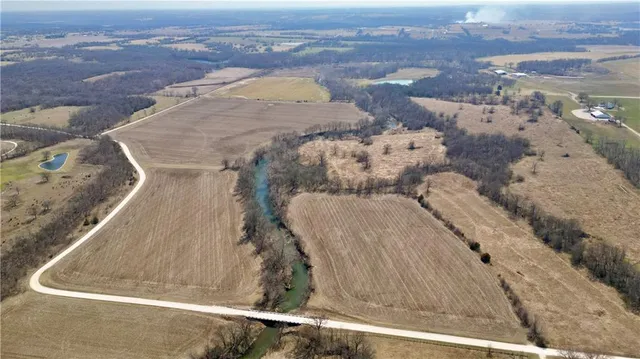 $1,425,000 | 0 West 263rd Street, Paola, KS 66071