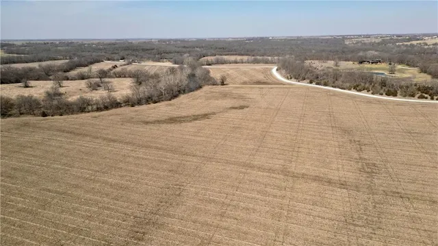 $1,425,000 | 0 West 263rd Street, Paola, KS 66071