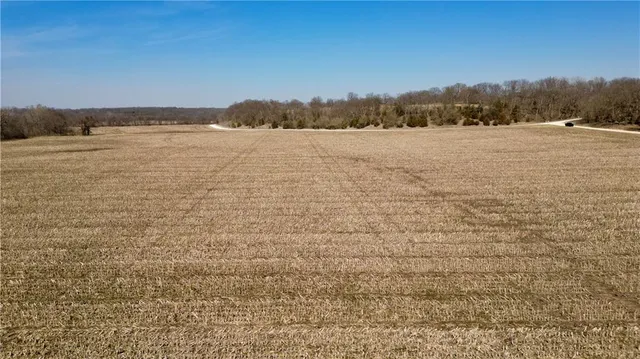 $1,425,000 | 0 West 263rd Street, Paola, KS 66071