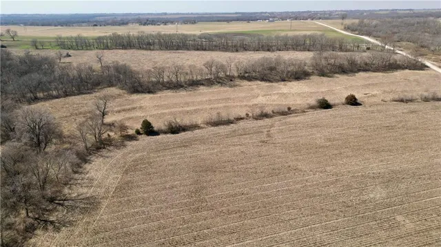 $1,425,000 | 0 West 263rd Street, Paola, KS 66071