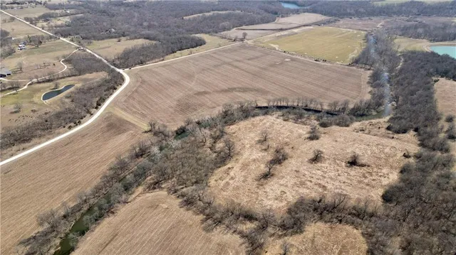 $1,425,000 | 0 West 263rd Street, Paola, KS 66071