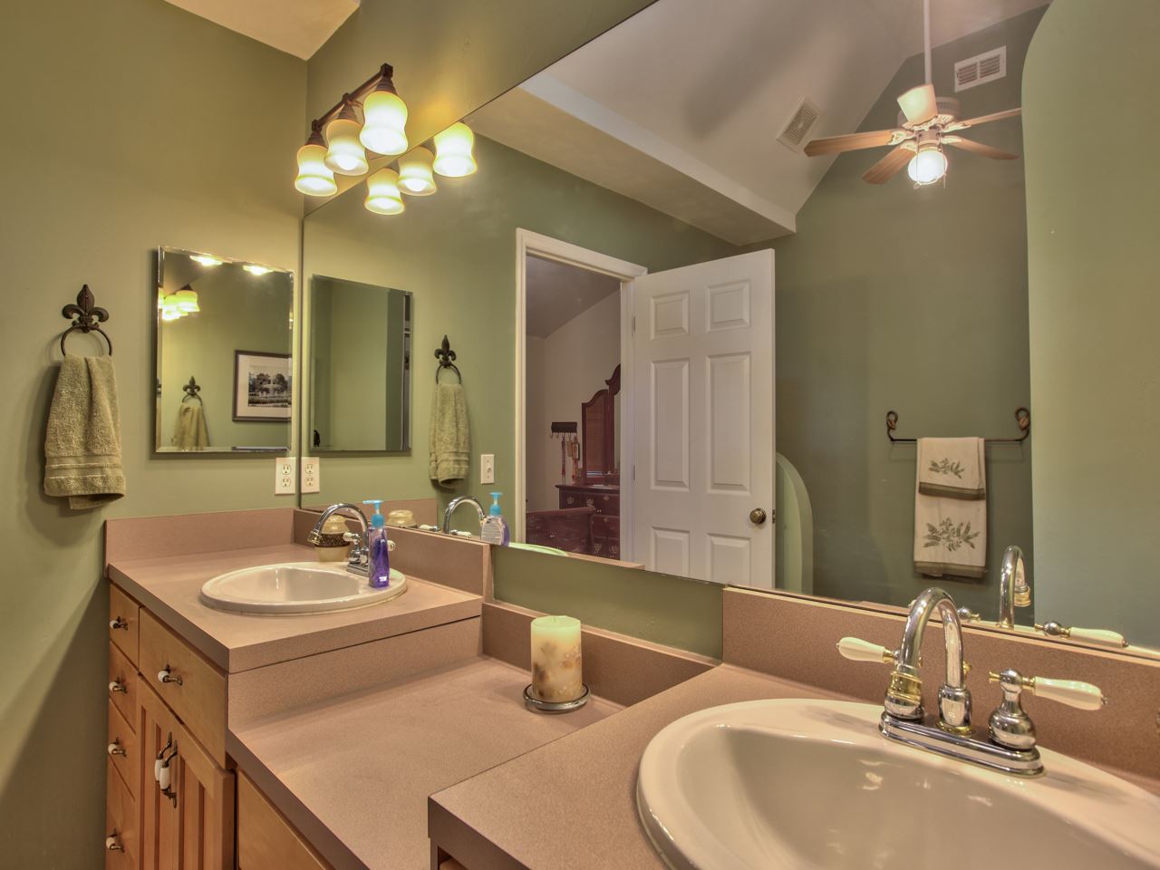 1853 Celtic Road Tallahassee, FL 32317 - Photo 12 of 36 Gallery Image 12