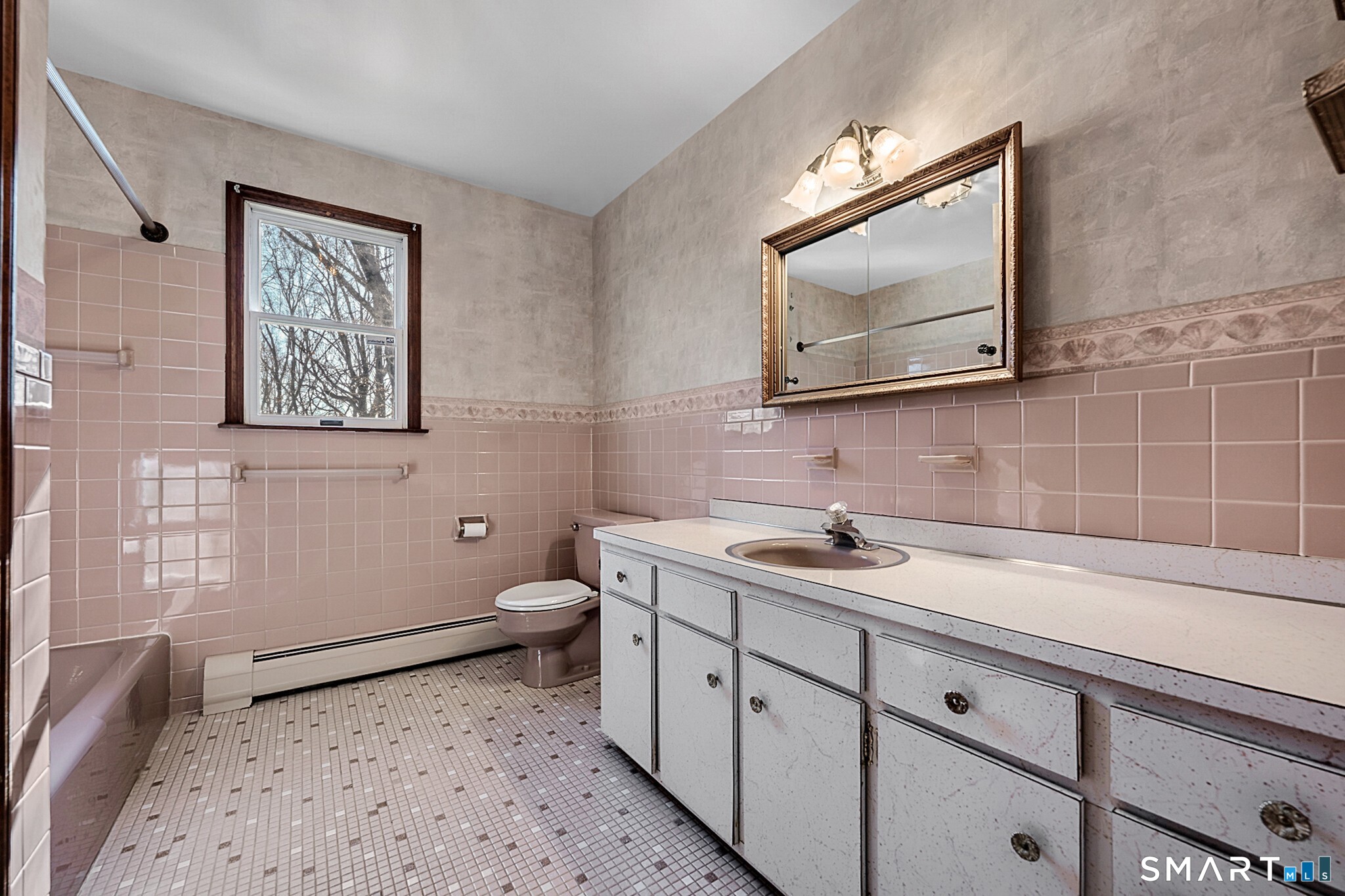 67 Hillside Lane Monroe, CT 06468 - Photo 24 of 40 The hall bath is large enough to handle any size family.