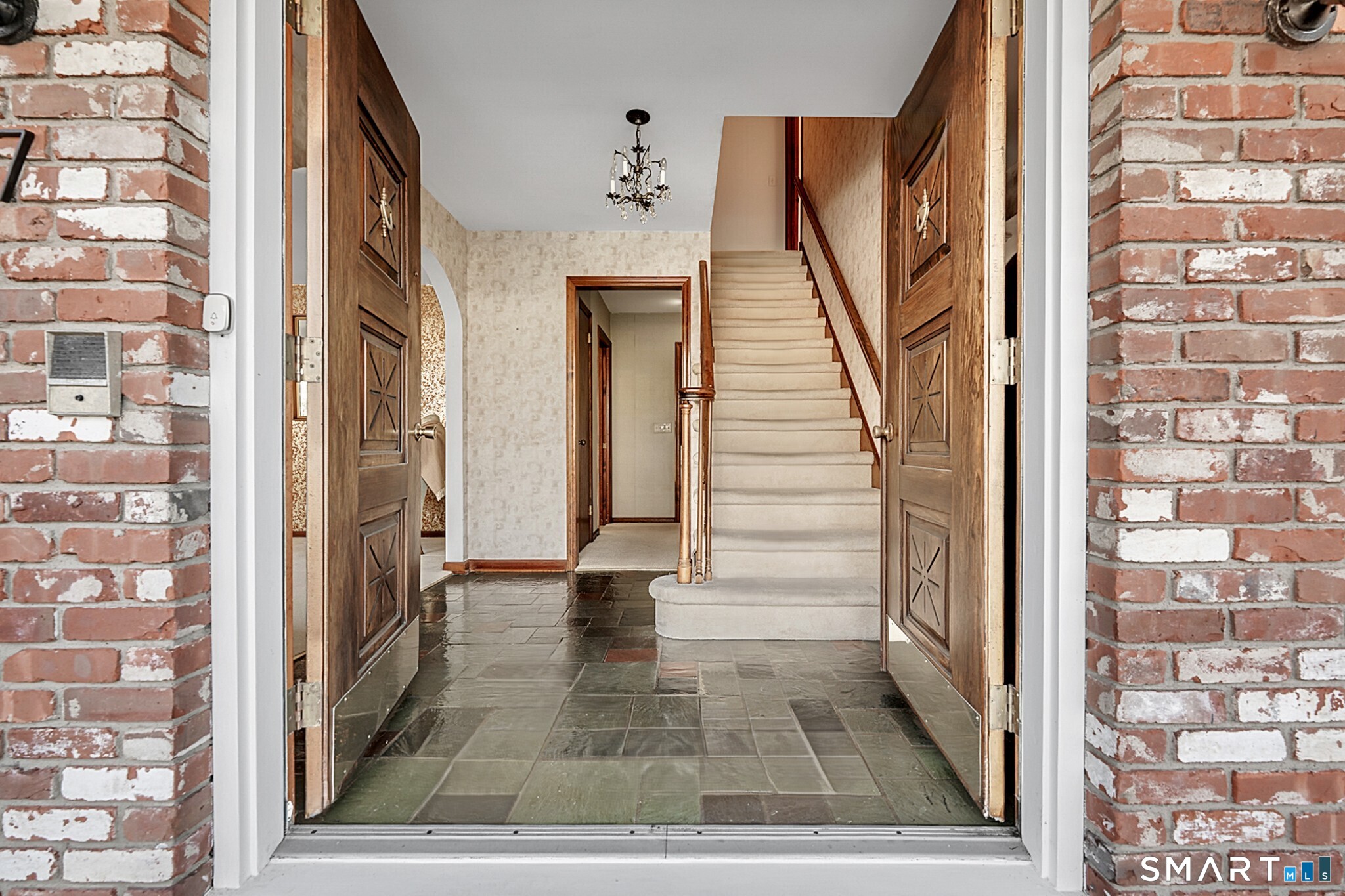 67 Hillside Lane Monroe, CT 06468 - Photo 3 of 40 This wonderful colonial perfectly blends classic charm with timeless architecture.