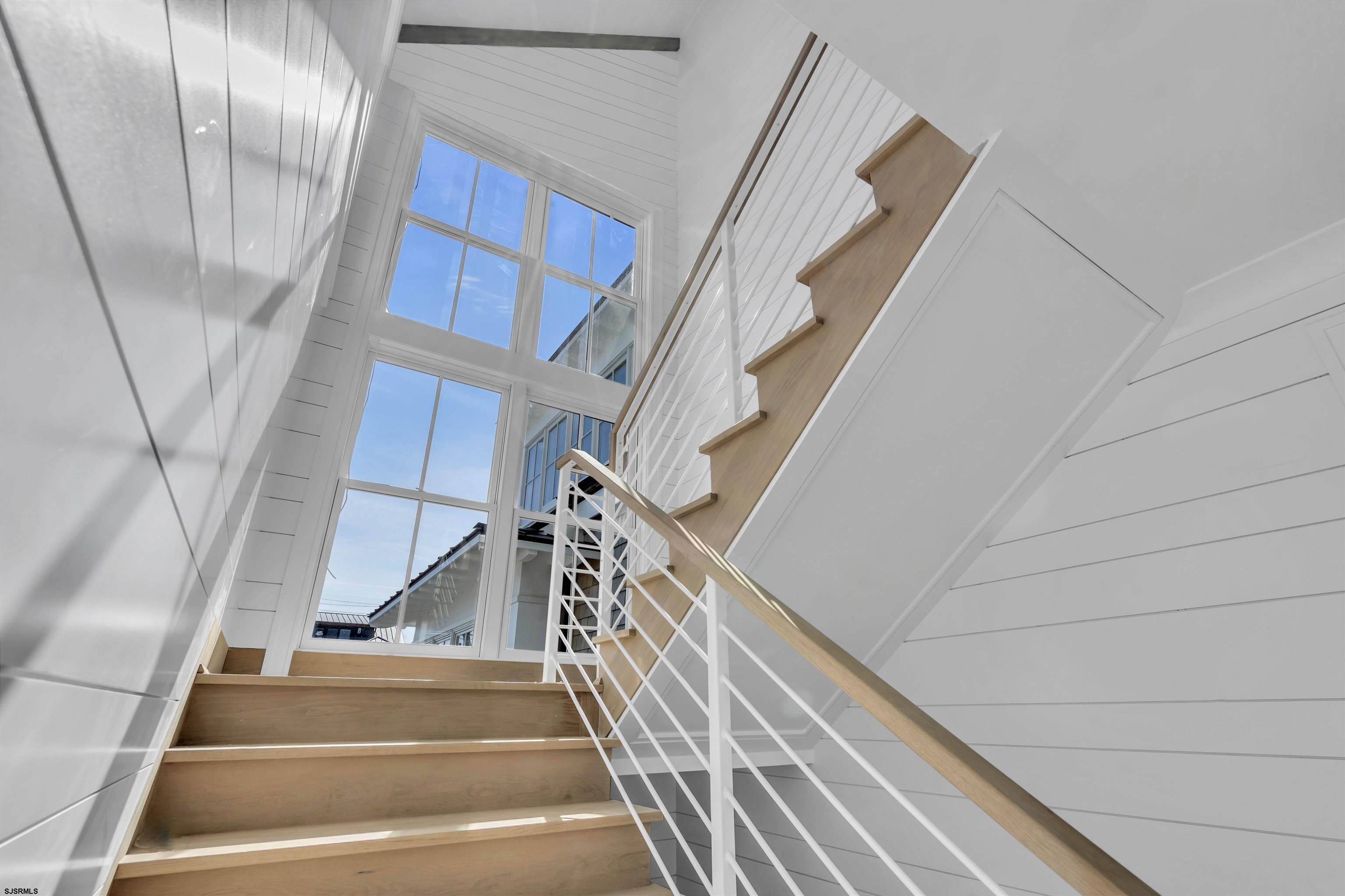 176-80 Bay Road Ocean City, NJ 08226 - Photo 19 of 58 a view of entryway