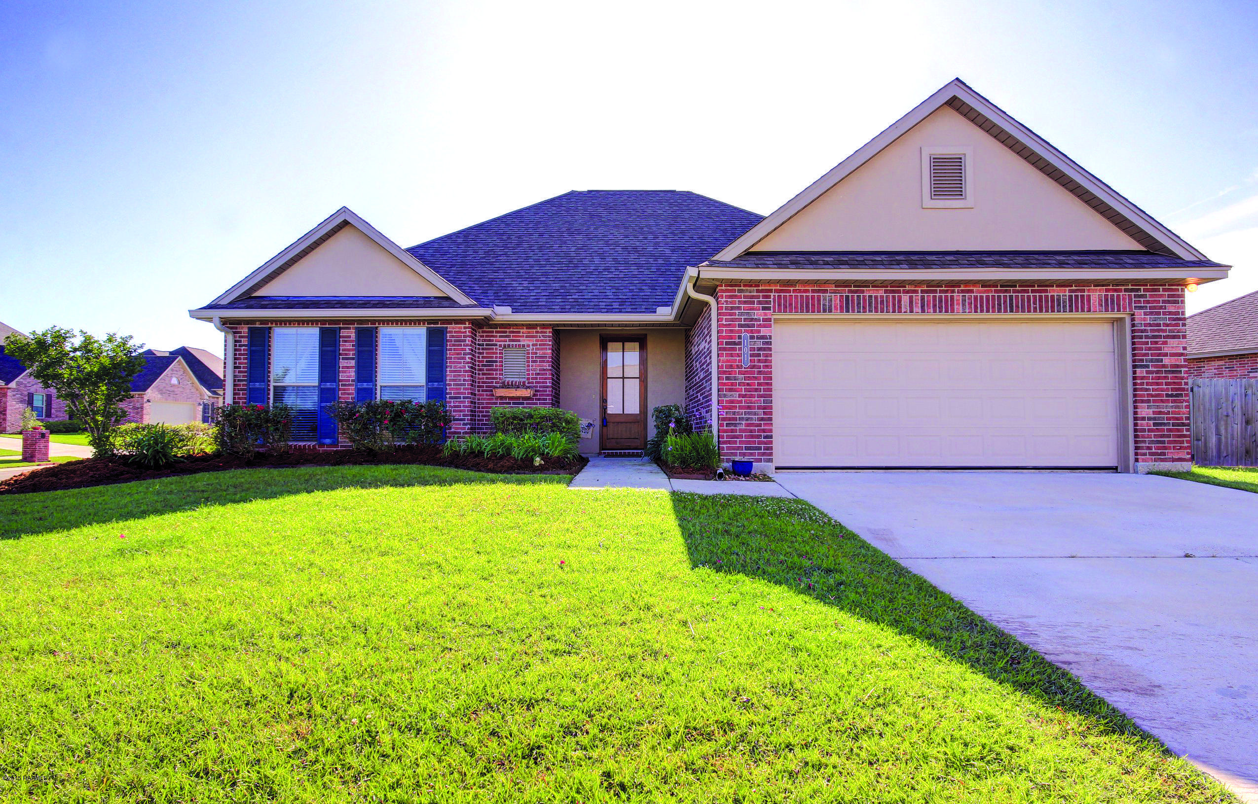 101 Still Waters Road Broussard, LA 70518 - Photo 22 of 27 Front