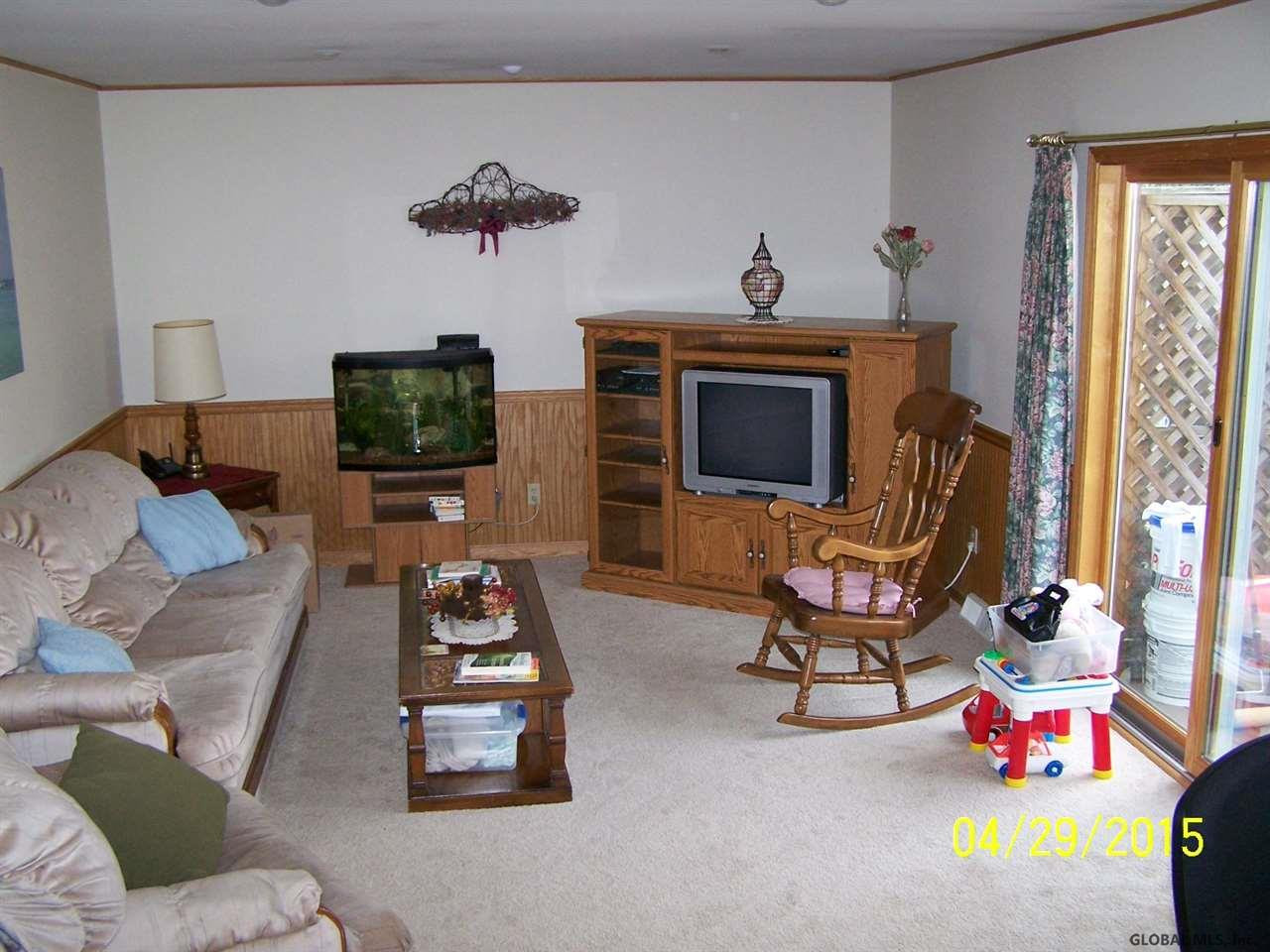5 Carriage Road Rensselaer, NY 12144 - Photo 6 of 25 Photo 6