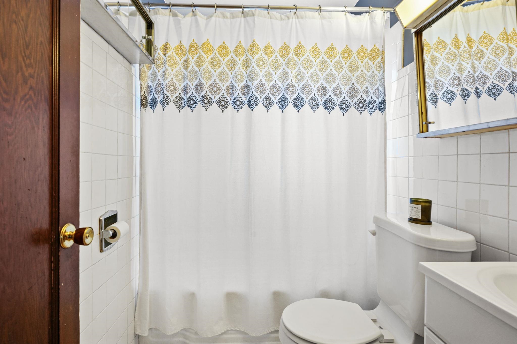 3914 Dennett Drive Madison, WI 53714 - Photo 16 of 39