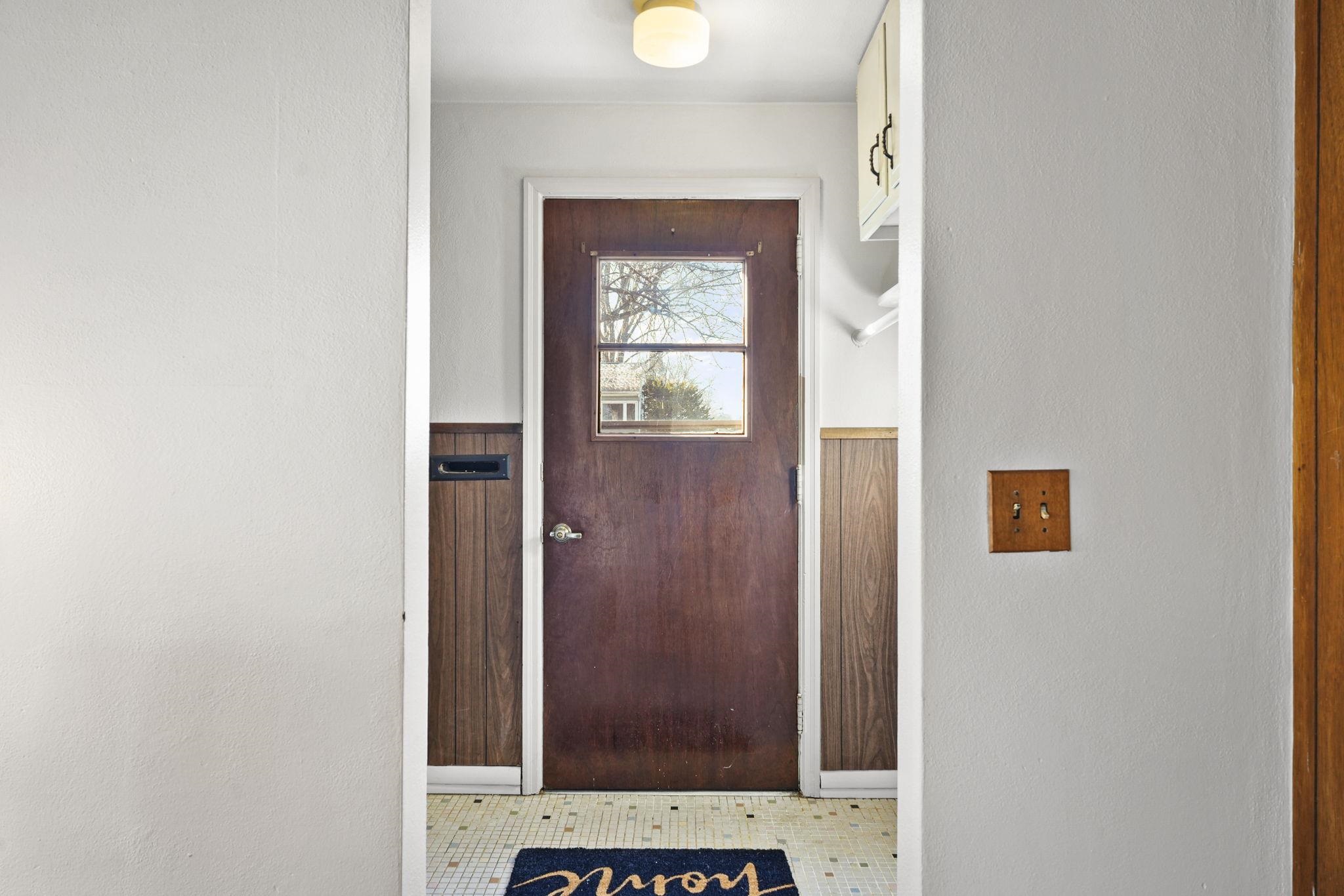 3914 Dennett Drive Madison, WI 53714 - Photo 18 of 39