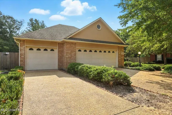$430,000 | 109 Brookside Drive, Clinton, MS 39056