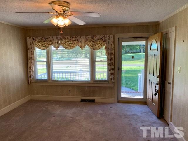 333 Parham Road Roxboro, NC 27574 - Photo 3 of 24