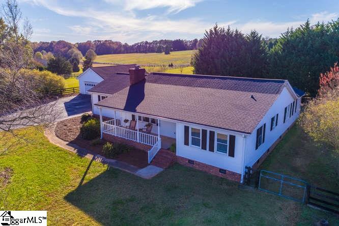 100 Bruce Meadow Road Simpsonville, SC 29681 - Photo 7 of 35 Gallery Image 7