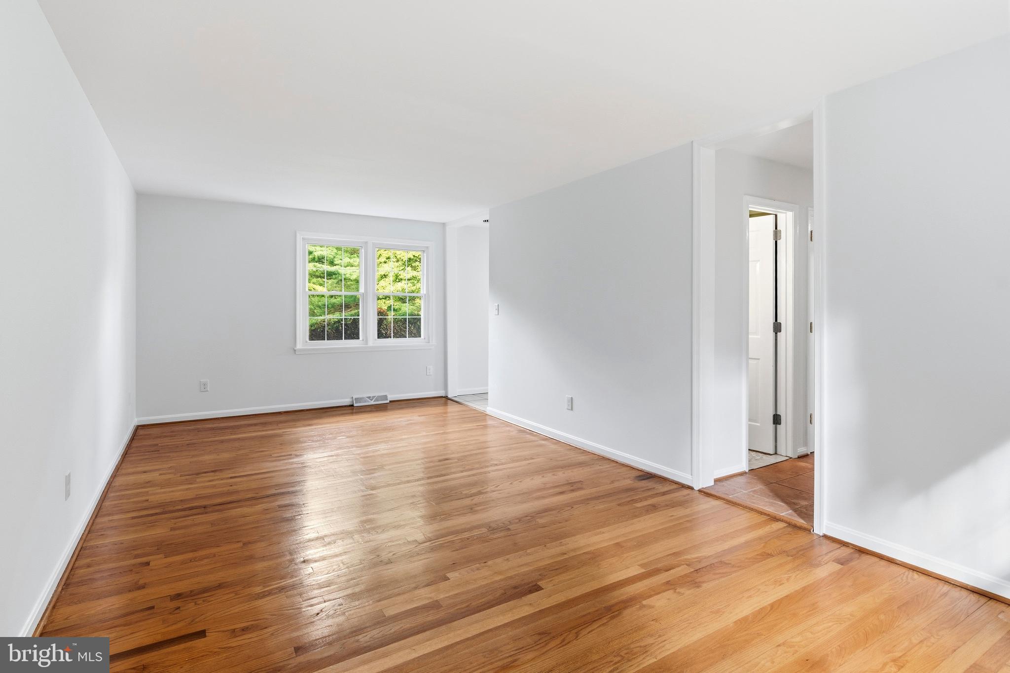 17212 Hunter Green Road Upperco, MD 21155 - Photo 5 of 51